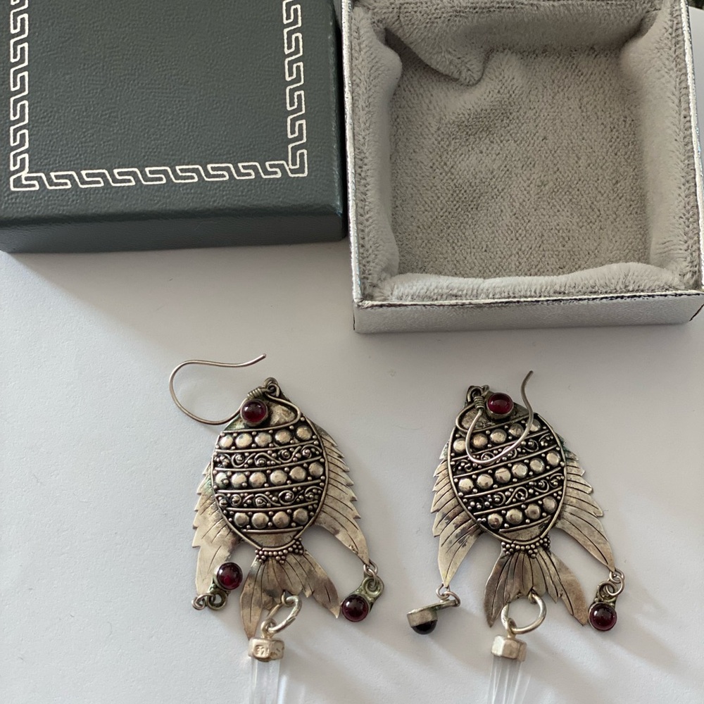 Vintage Sterling Silver Fish Earrings with Clear Quartz and Garnets from the 80s